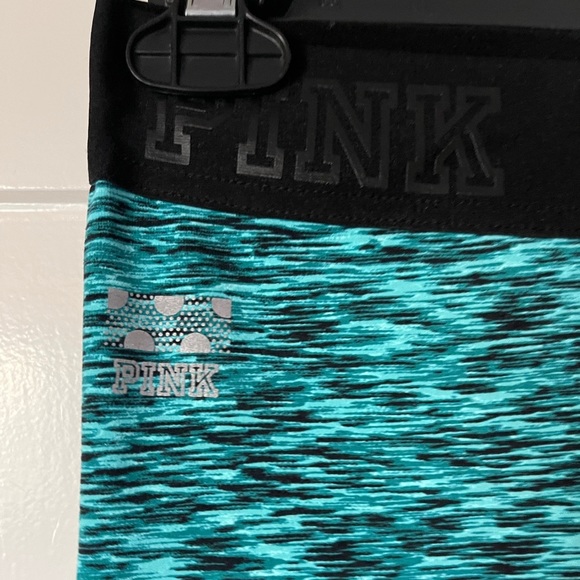 VS PINK Ultimate cropped leggings in heathered turquoise and black, size s - Picture 2 of 6